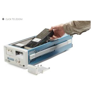 8 系列采样示波器TSO820  ZL