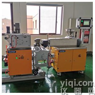 精密流延薄膜流延擠出成型機