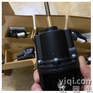 供應 FAIRCHILD 調節器 10262R