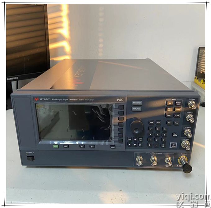 E8257D_副本.jpg